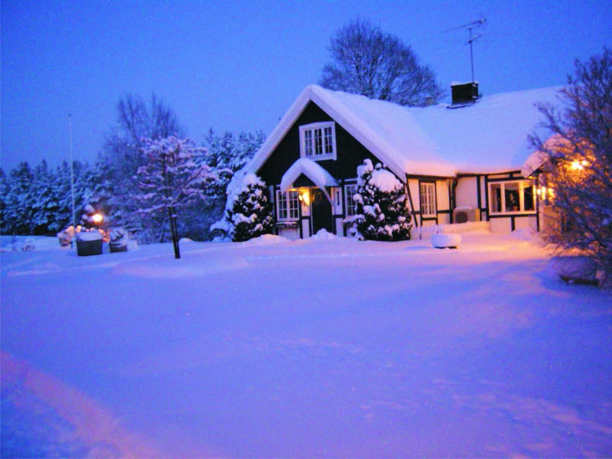 Villa Luna Breakfast Hotel Killeberg Esterno foto